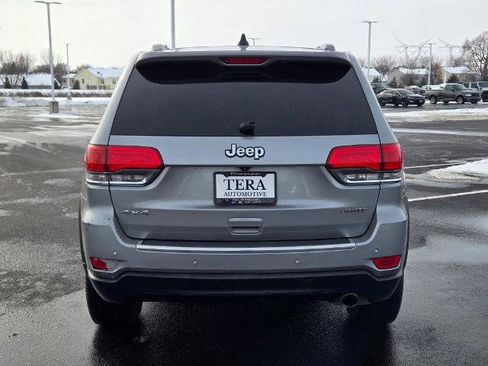Used 2018 Jeep Grand Cherokee Limited image 12