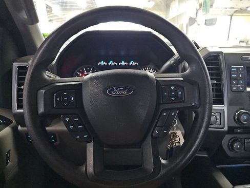 Used 2018 Ford F150 XLT w/ XTR Package AWD/4WD image 8