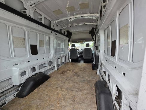 Used 2015 Ford Transit 250 148 High Roof image 4