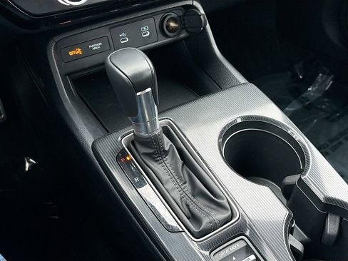 Used 2025 Honda Civic Sport image 16