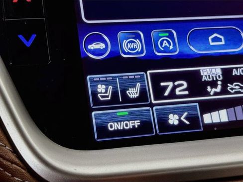 Used 2022 Subaru Outback Touring XT AWD/4WD image 35