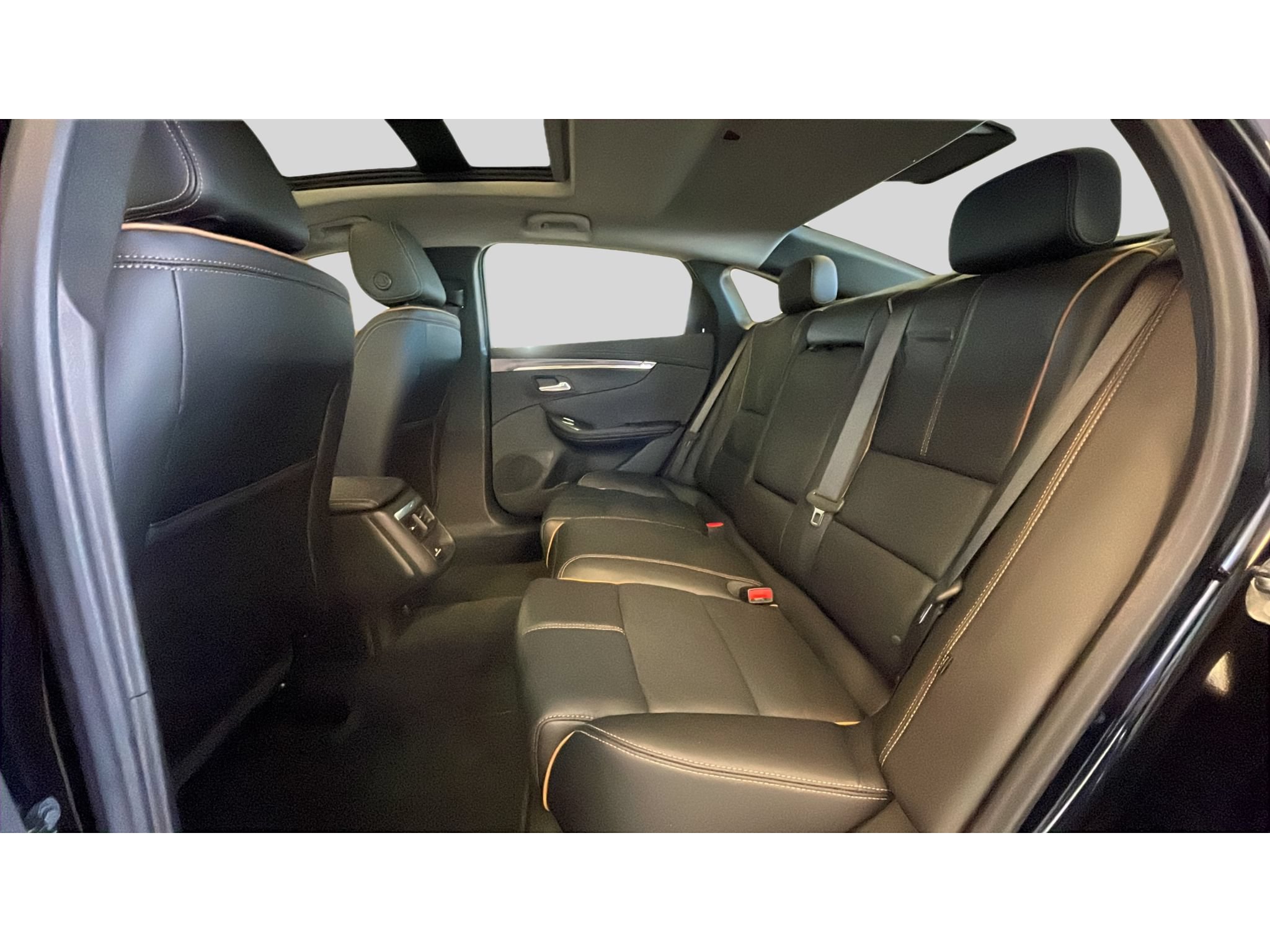 Used 2017 Chevrolet Impala Premier FWD image 15