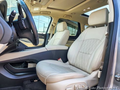 Certified 2023 Buick Enclave Avenir w/ Avenir Technology Package AWD/4WD image 8