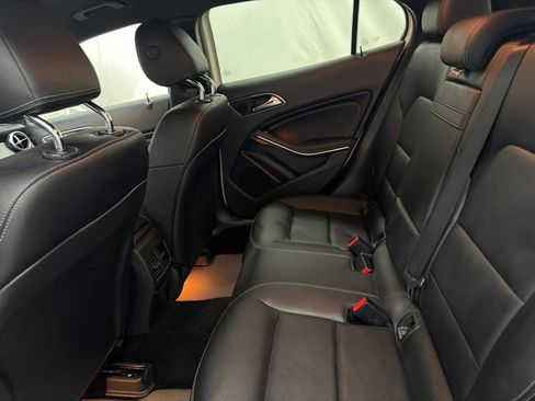 Certified 2018 Mercedes-Benz GLA 250 image 20