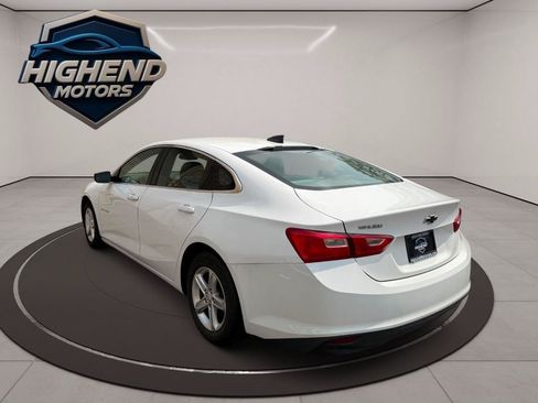 Used 2020 Chevrolet Malibu LS FWD image 4