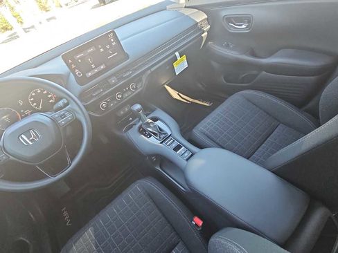 Certified 2026 Honda HR-V LX image 22