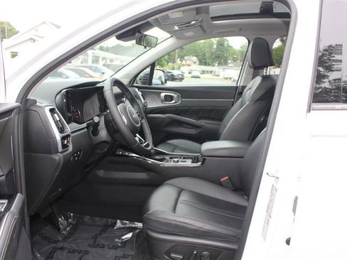 Used 2022 Kia Sorento SX image 10
