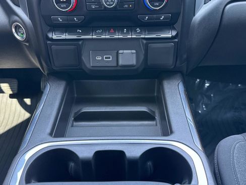 Used 2022 Chevrolet Silverado 1500 LT Trail Boss w/ Safety Package image 7