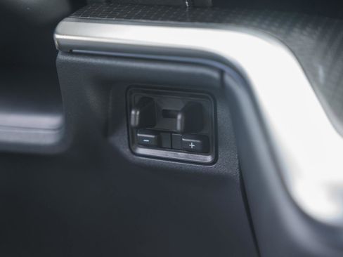 New 2025 Ford Expedition Max Platinum w/ Stealth Performance Package image 32