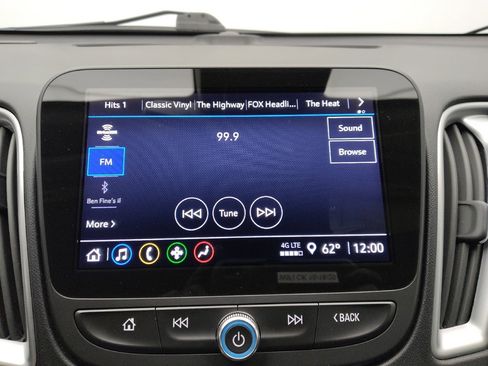 Used 2023 Chevrolet Malibu LT FWD image 25