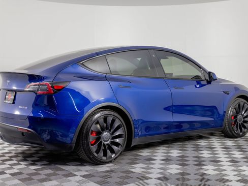 Used 2022 Tesla Model Y Performance image 8