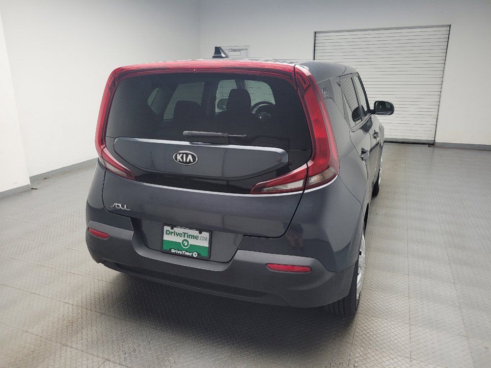 Used 2020 Kia Soul LX FWD image 7