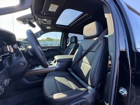 New 2026 Chevrolet Silverado 1500 High Country AWD/4WD image 16