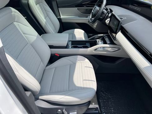 New 2026 Lincoln Nautilus Reserve w/ Jet Appearance Package AWD/4WD image 14