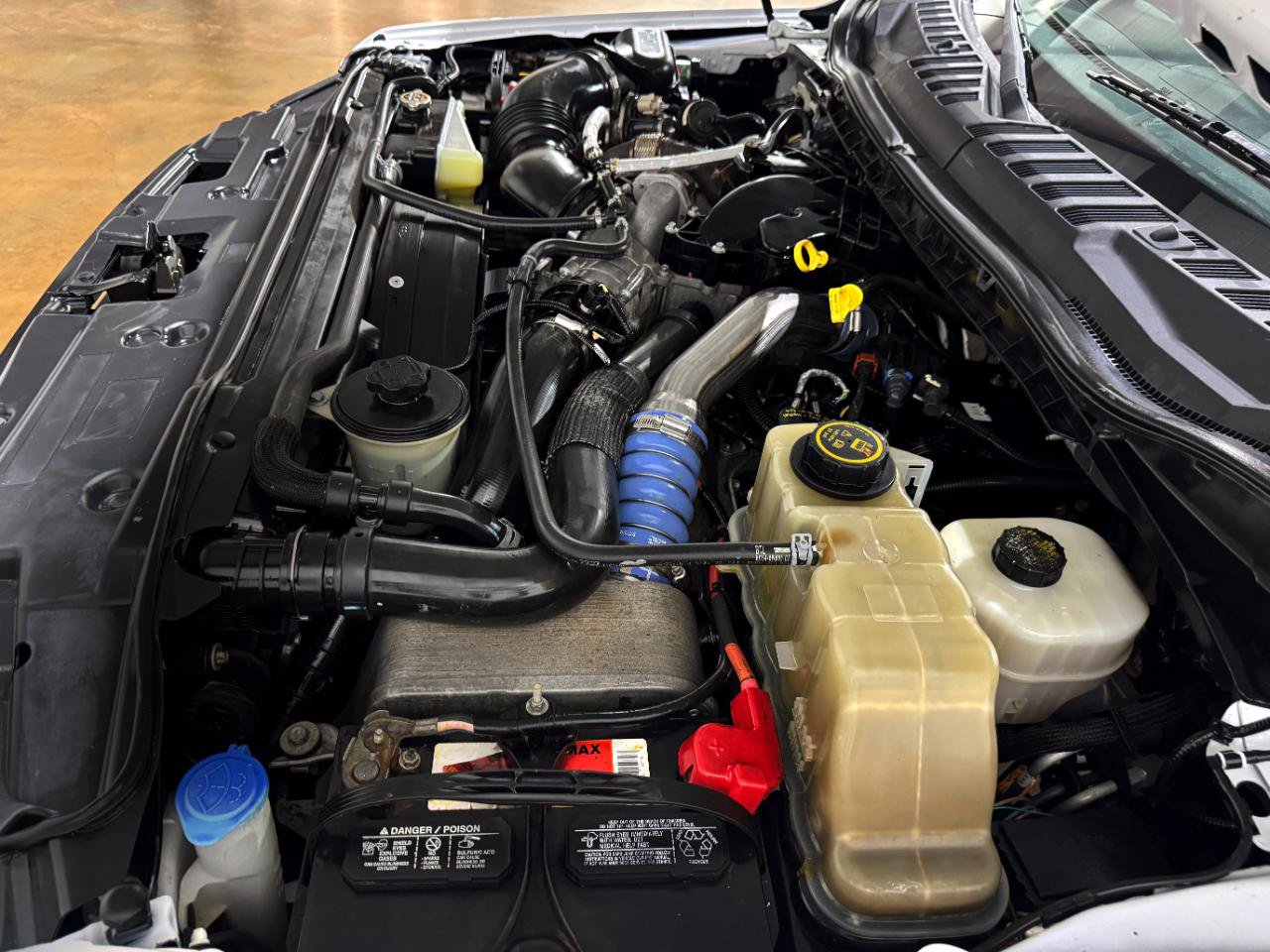 Used 2019 Ford F550 4x4 Regular Cab Super Duty image 36