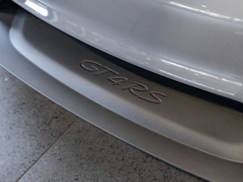 Used 2025 Porsche 718 Cayman GT4 RS RWD image 30