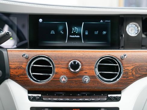 Certified 2022 Rolls-Royce Ghost image 37