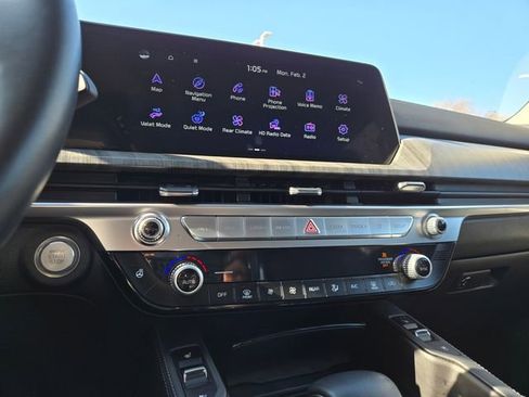 Certified 2025 Kia Telluride EX image 18