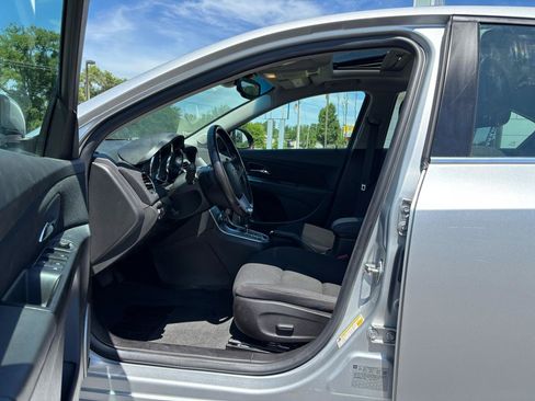 Used 2014 Chevrolet Cruze LT w/ All-Star Edition FWD image 15