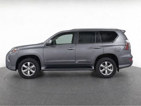 Used 2016 Lexus GX 460 w/ Preferred Accessory Package AWD/4WD image 4