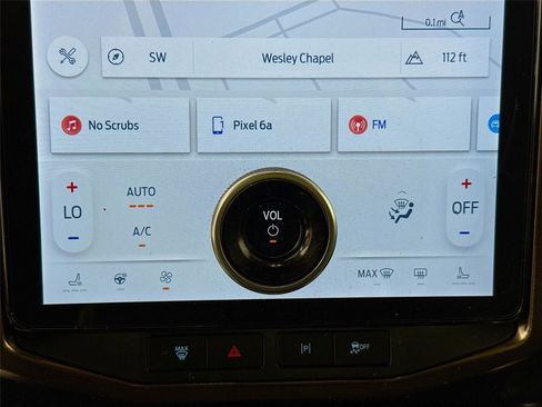 Used 2023 Ford F150 Lightning Lariat image 16