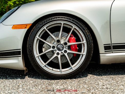 Used 2012 Porsche Cayman R image 11