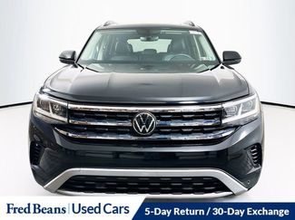 Used 2023 Volkswagen Atlas SE w/ Panoramic Sunroof Package video 2