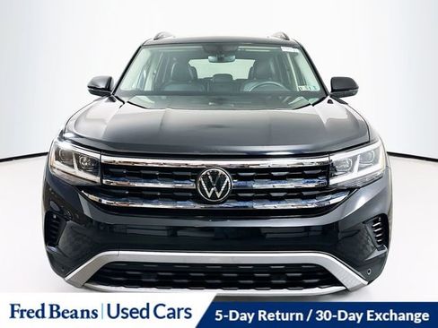 Used 2023 Volkswagen Atlas SE w/ Panoramic Sunroof Package image 2