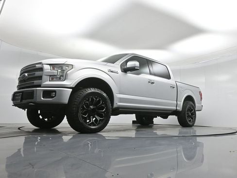 Used 2015 Ford F150 Platinum image 42