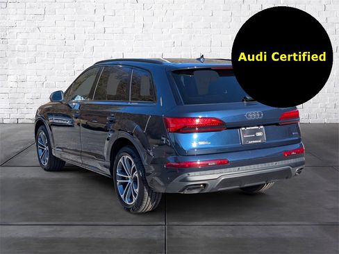 Certified 2025 Audi Q7 2.0T Premium w/ Convenience Plus Package image 5