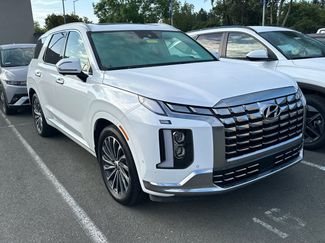 Used 2023 Hyundai Palisade Calligraphy w/ Cargo Package AWD/4WD video 2