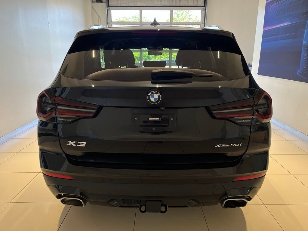 Used 2022 BMW X3 xDrive30i w/ Convenience Package w/ZPA AWD/4WD image 9