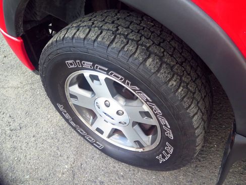 Used 2004 Ford F150 FX4 image 17