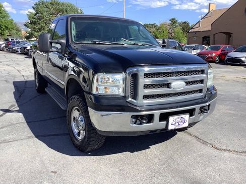 Used 2005 Ford F250 XLT AWD/4WD image 7