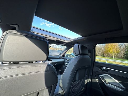 New 2025 Audi Q3 2.0T Premium image 27