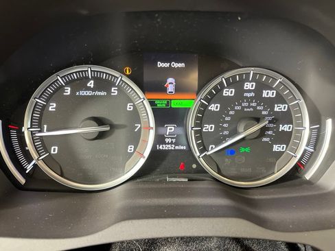 Used 2016 Acura MDX w/ Technology Package AWD/4WD image 39