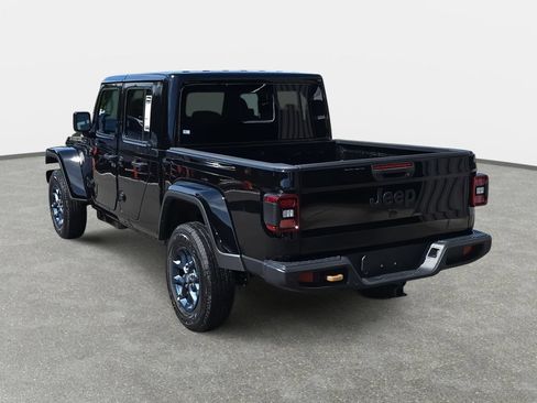 New 2026 Jeep Gladiator Sport AWD/4WD image 7