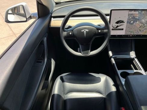 Used 2021 Tesla Model Y Long Range AWD/4WD image 10
