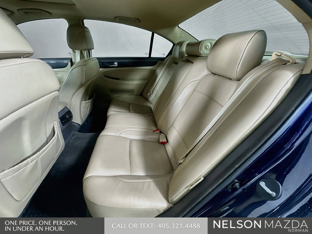 Used 2010 Hyundai Genesis 4.6 RWD image 25