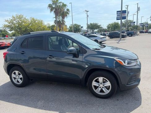 Used 2022 Chevrolet Trax LT AWD/4WD image 4