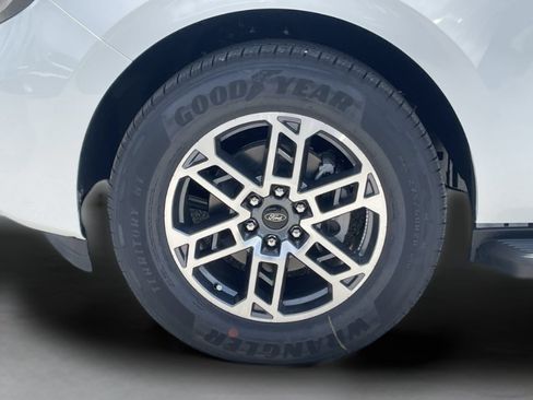 New 2026 Ford Expedition Active RWD image 35