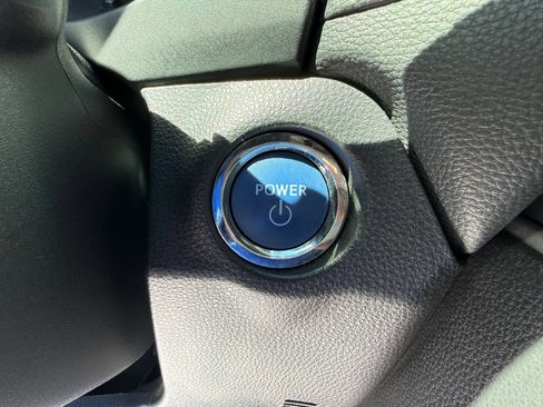 Used 2022 Toyota RAV4 Limited w/ Limited Grade Weather Package AWD/4WD image 18