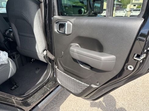 New 2026 Jeep Wrangler Unlimited Sport AWD/4WD image 22