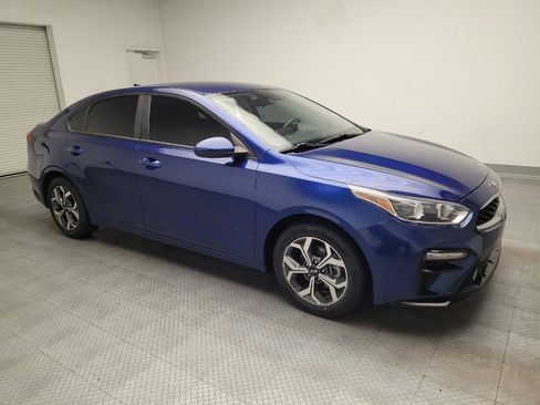 Used 2020 Kia Forte LXS FWD image 11