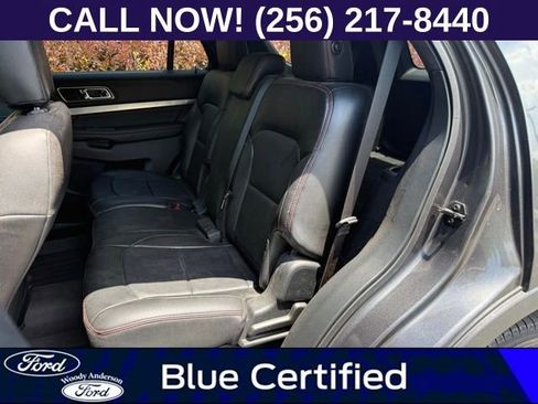 Used 2019 Ford Explorer XLT FWD image 9