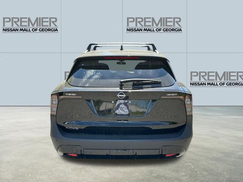 New 2026 Nissan Kicks SV w/ Charging Package FWD image 4