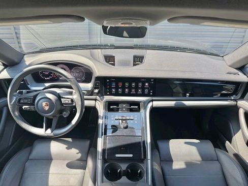 Used 2025 Porsche Panamera 4 AWD/4WD image 17