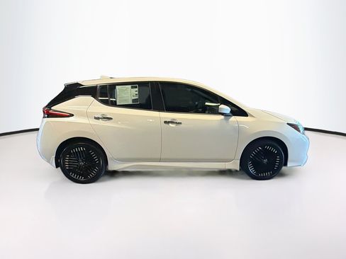 Used 2024 Nissan Leaf SV Plus FWD image 10