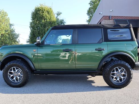 Used 2023 Ford Bronco Badlands AWD/4WD image 11