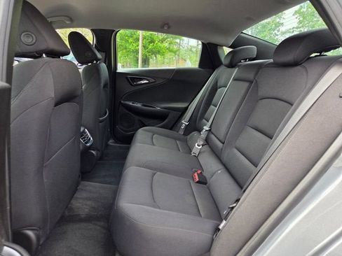 Used 2024 Chevrolet Malibu LT FWD image 13
